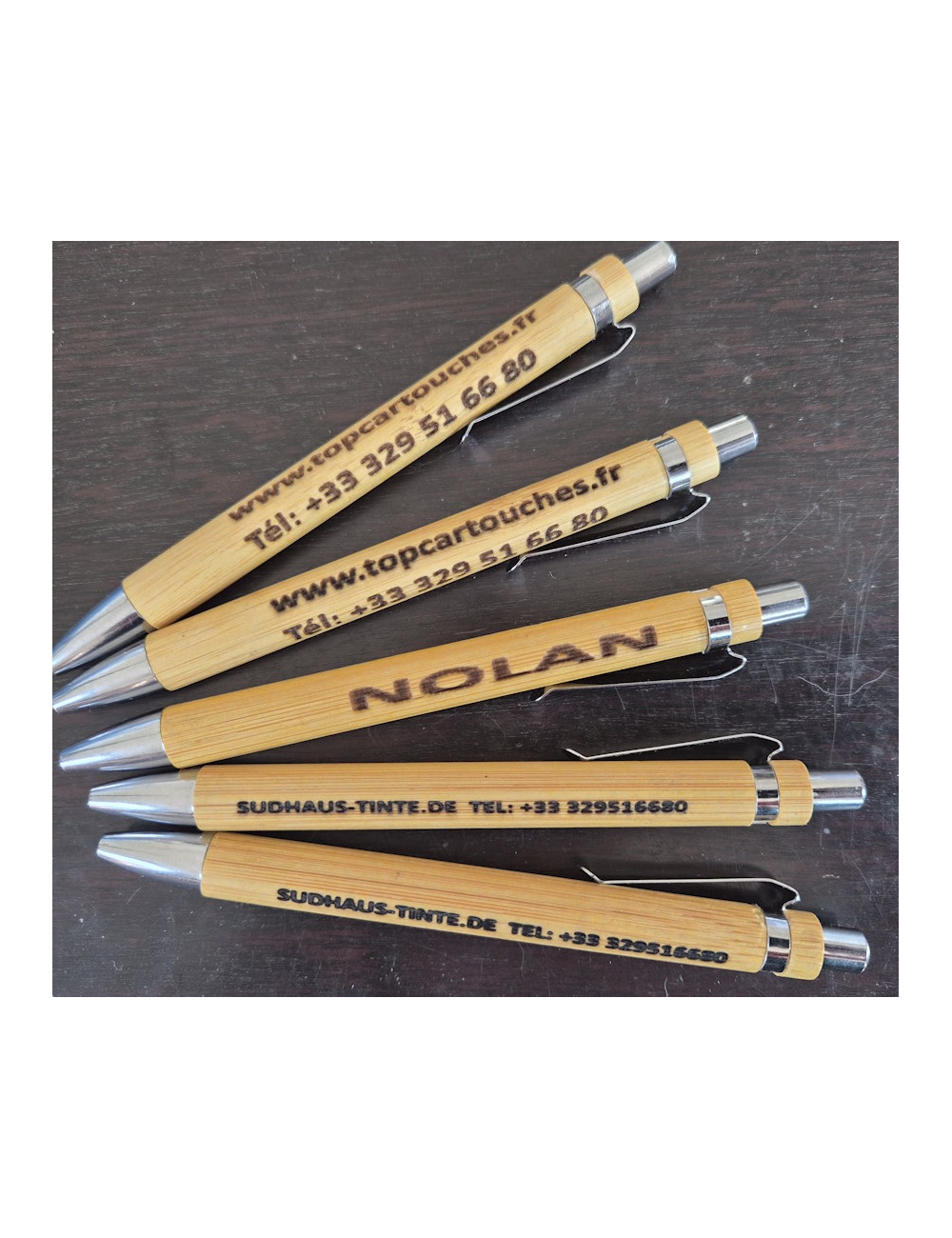 10 stylos en bois gravé